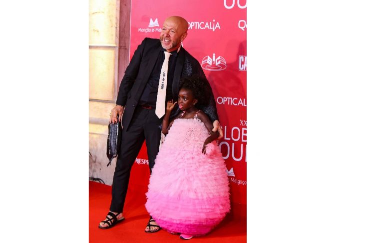 Eduardo Beauté Globos