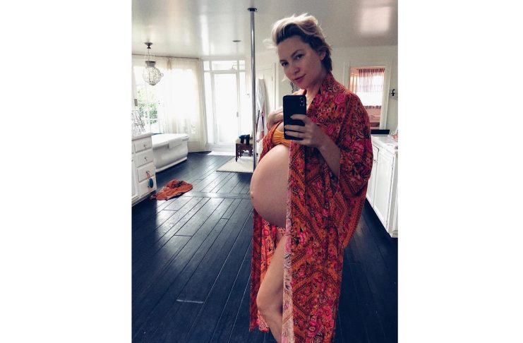 40086063_2233639970202676_8845186703312755605_n