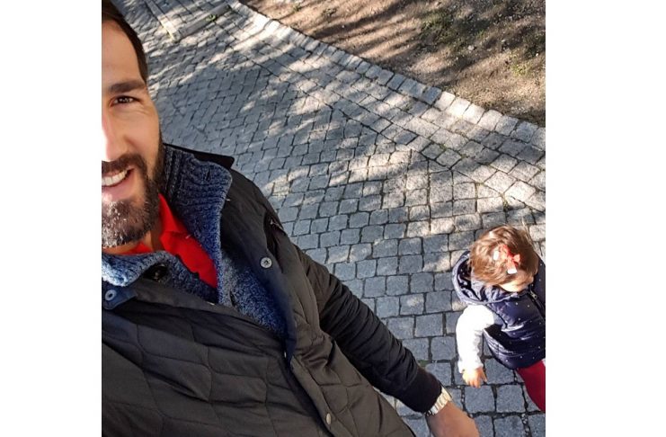 23734601_256472758214688_6665779803053883392_n