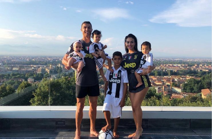 39047049_1956960347936148_7931803052288245760_n