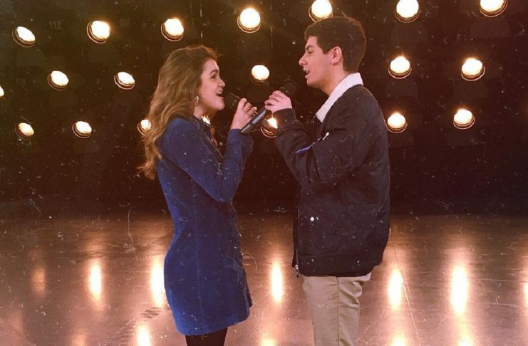 amaia y alfred microfone