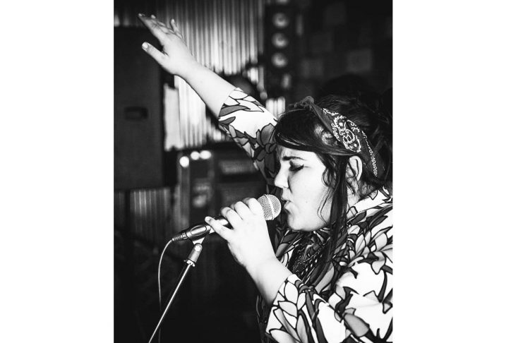 netta preto e branco