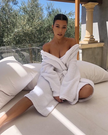 40278909_178687176355942_2714527555858546954_n