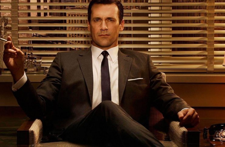 Mad-Men-Jon-Hamm-Sitting-Pose