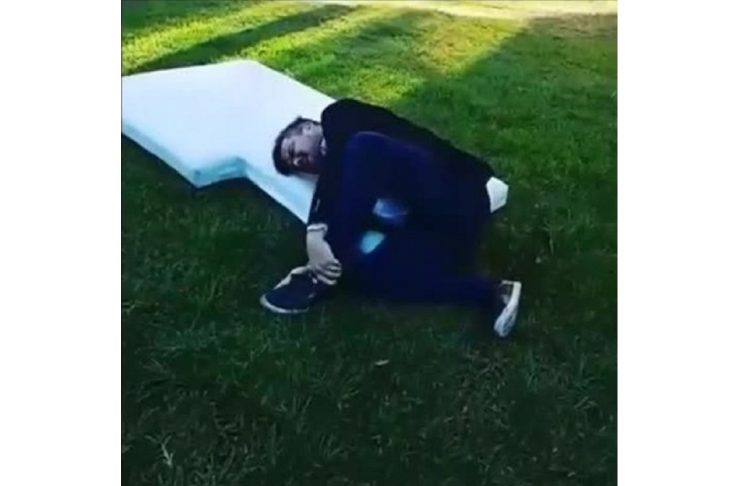 img_841x470$2018_04_09_21_11_48_1385197