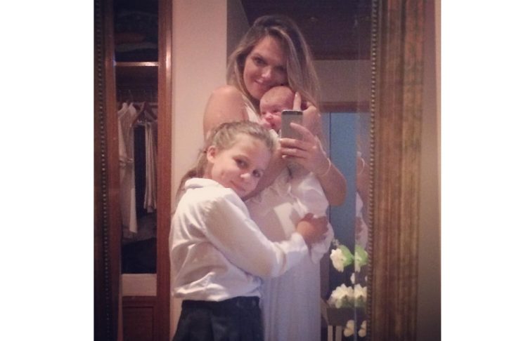 42557923_2076684525976172_799613255480495796_n