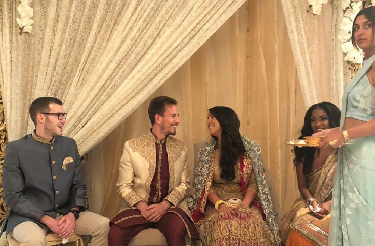 34129884_2086427858293279_6527736551978303488_n