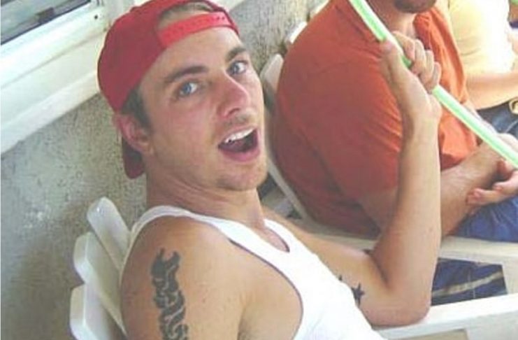 35576188_215105549213247_3177436987632123904_n