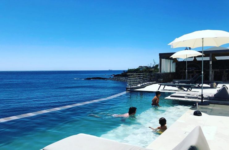 37169525_264509307674089_6239793217080918016_n