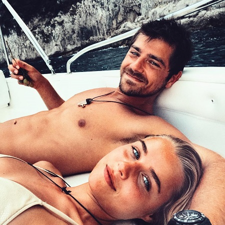 39518353_289381575178261_1184501763479175168_n