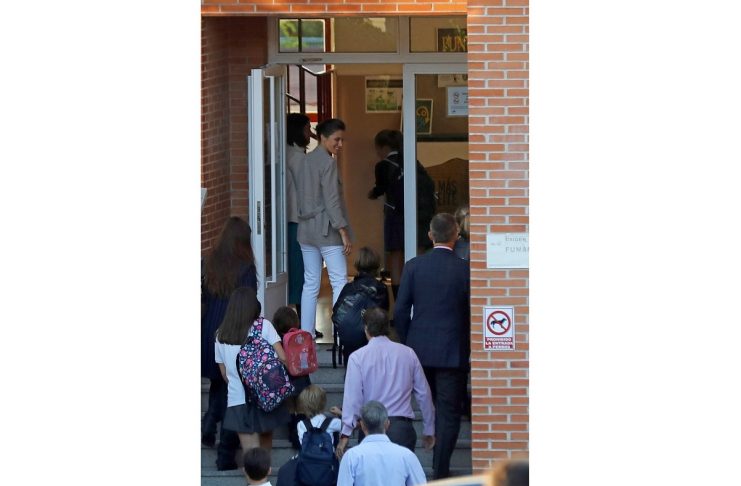 Spanish princesses Leonor and Sofia start first day of school