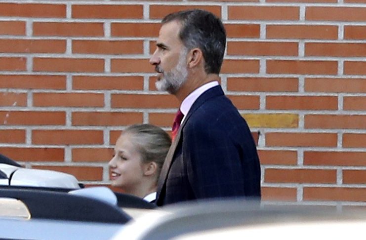 Spanish princesses Leonor and Sofia start first day of school