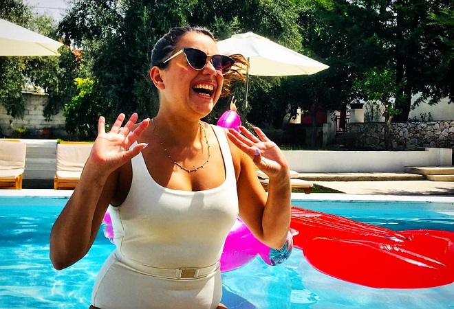 69305550_385287758838859_7002773202411906121_n