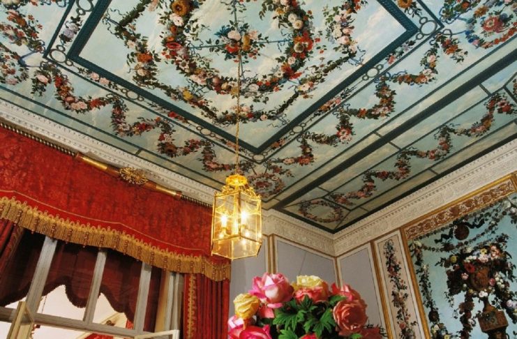 Inside-Frogmore-House-5-957×594