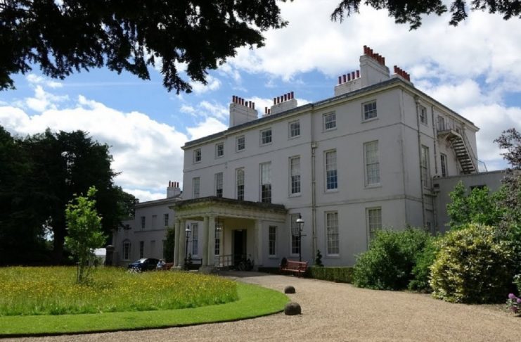 Inside-Frogmore-House-6-1060×594