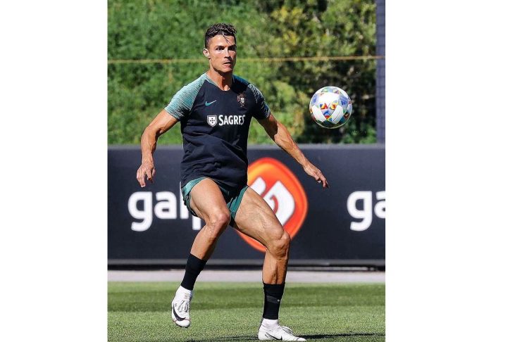 60178542_326968384650622_156589163165841990_n