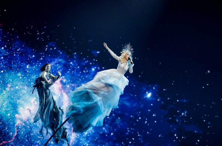 8daebdeb-8ece-4bde-a032-a8e4cf13851a