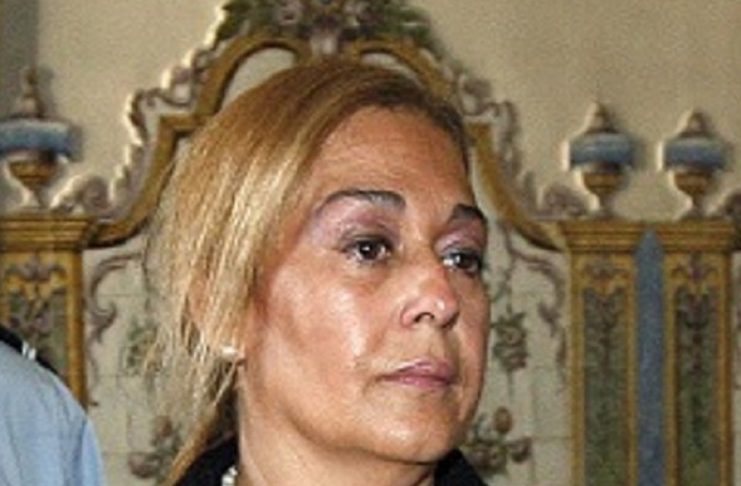 jnlx271008cs2
maria das dores a sair do tribunal da boa hora em lisbo