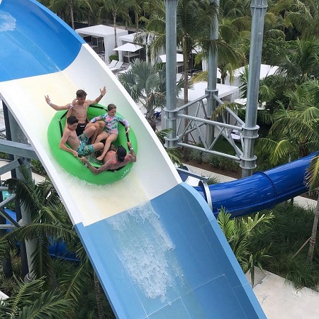 66605582_407560356520380_3558600551972605396_n