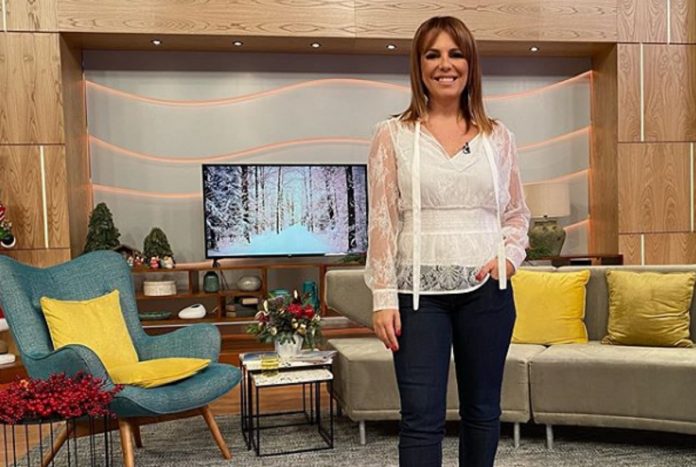 tro Tânia Ribas de Oliveira