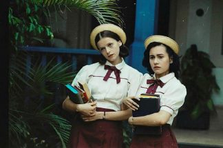 Engraçadinha Amores Pecados