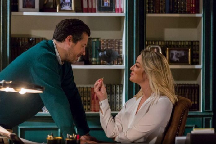 Filipe Vargas Maya Booth