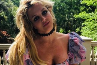 Britney Spears fogo ginásio