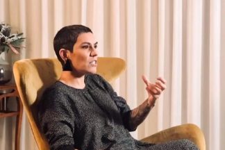 Beatriz Gosta grávida