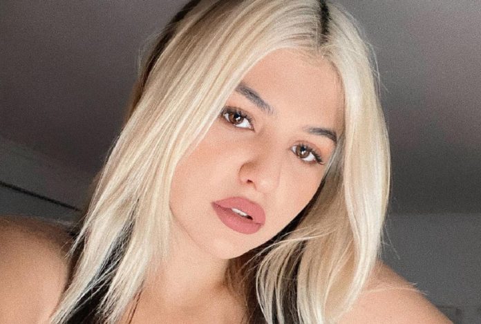 Bárbara Bandeira tatuagem