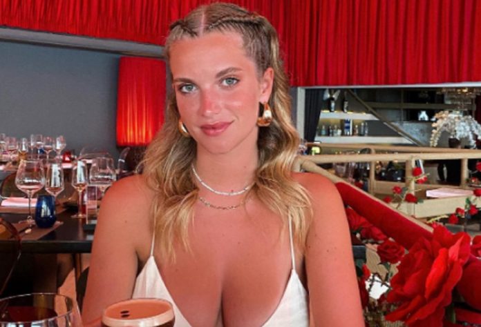 Júlia Palha Carolina