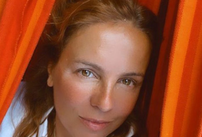 Tânia Ribas de Oliveira