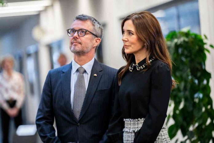 Frederico príncipe Herdeiro Dina,marca Genoveva casanova