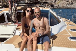 Fotografia partilhada por Joana Sanz terá sido ideia de Dani Alves