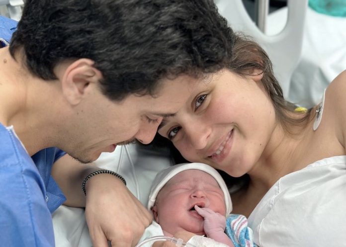 Angie Costa fala sobre o parto