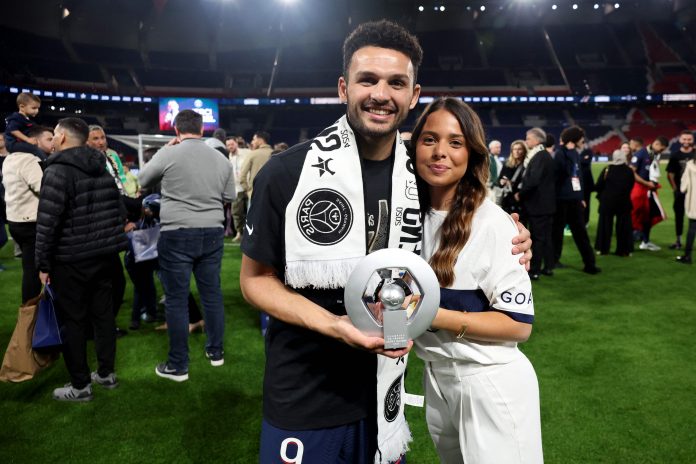 Gonçalo Ramos festeja o título