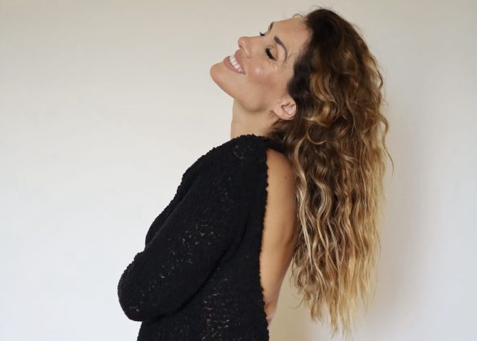 Joana Teles anuncia gravidez