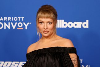 Luísa Sonza diverte-se ao lado do namorado