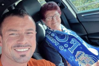 Marco Costa assinala aniversário da avó