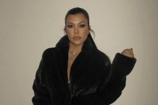 Kourtney Kardashian declara-se a Travis Barker