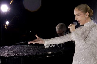 Céline Dion atua nos Jogos Olímpicos
