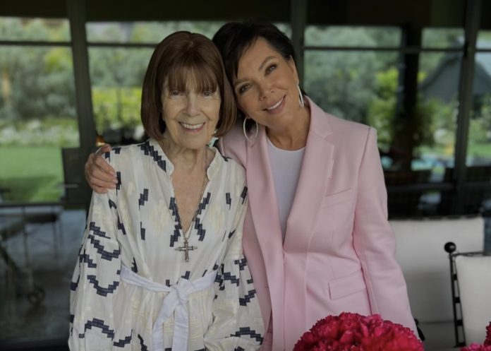 Kris Jenner assinala aniversário da mãe