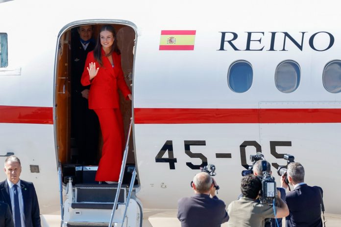 Leonor de Borbón visita Portugal