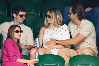 Margot Robbie e Tom Ackerley em Wimbledon