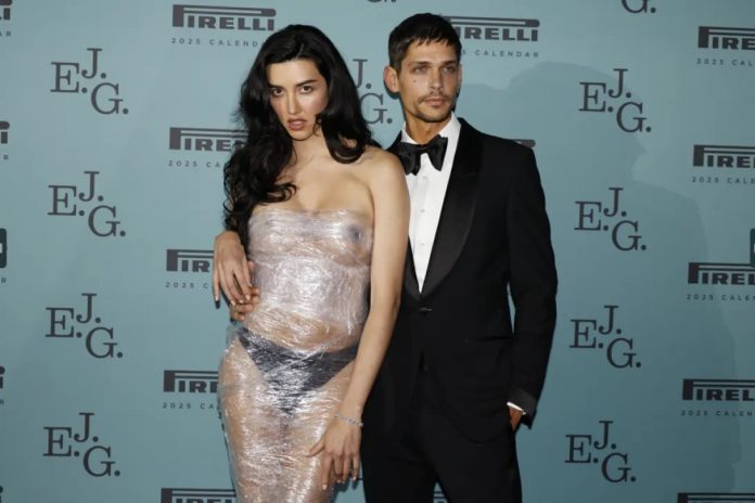 Martine Gutierrez e Ethan James Green A artista Martine Gutierrez e o fotógrafo Ethan James Green