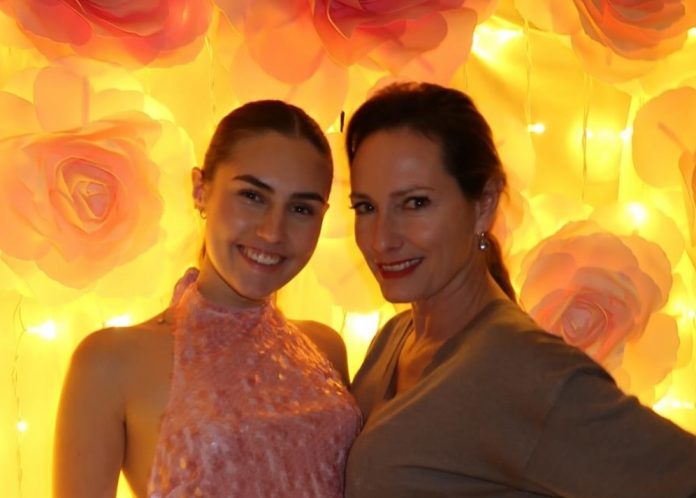 Laura é filha de Fernanda Serrano e Pedro Miguel Ramos