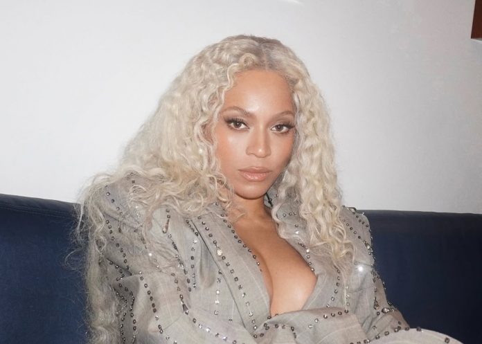 Beyoncé Beyoncé criou a BeyGood em 2013